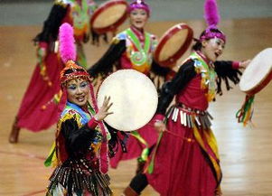 文藝創(chuàng)作 理論與實(shí)踐的共振與交響